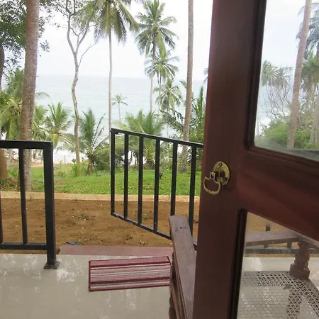 Star Beach Hotel Tangalle Exterior photo